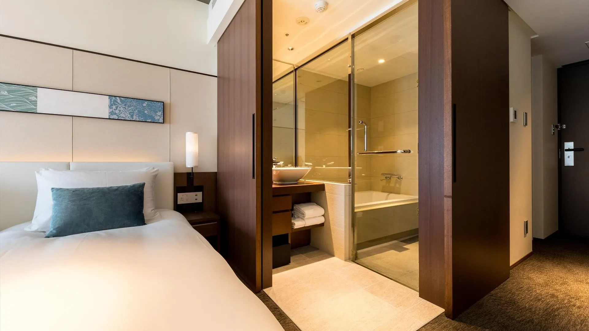 Solaria Nishitetsu Hotel Kyoto Premier 4*,